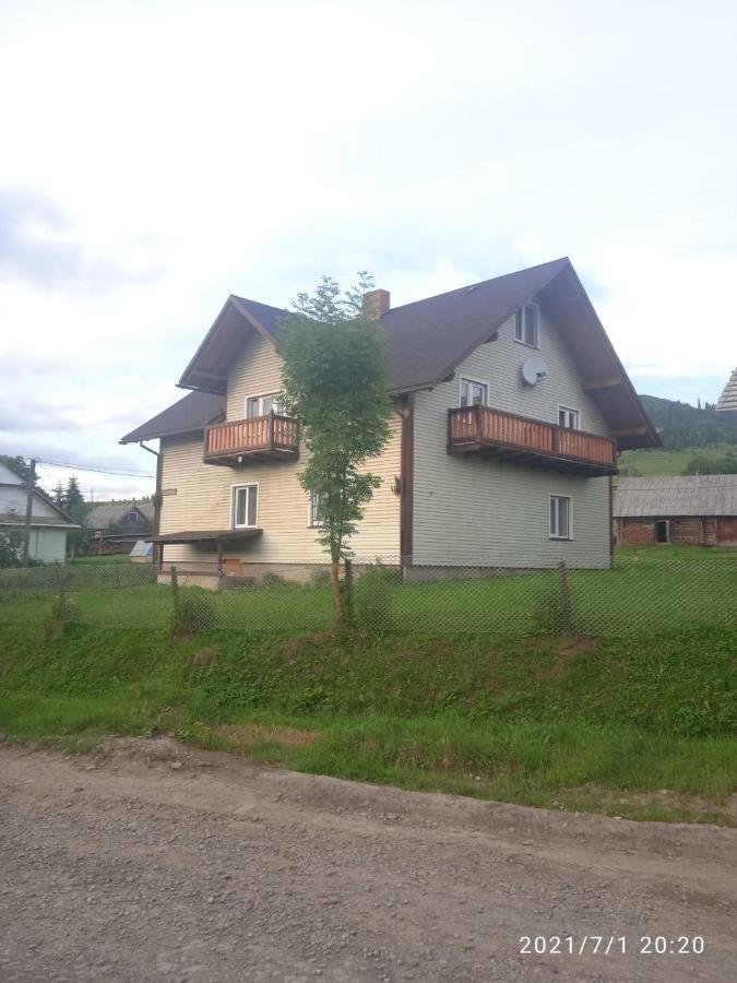 У Марка Volosyanka  Exterior photo